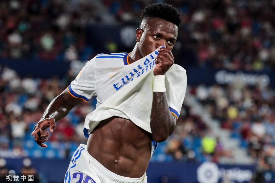 弗洛伦齐谈罗马vs那不勒斯争议判罚：拉赫马尼没有对科内犯规（弗洛伦齐评罗马战那不勒斯判罚风波：拉赫马尼未对科内犯规）