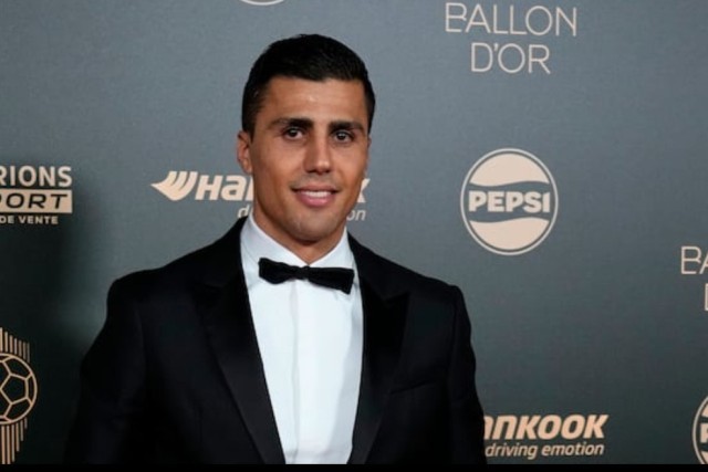 埃弗顿球员手球未被判点球，桑德兰球迷愤怒（埃弗顿疑似手球未判点球，桑德兰球迷强烈不满）