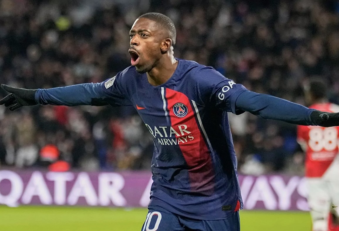 马绩效：年轻球员应以C罗为榜样，梅西是天才不需要过多训练（马绩效：年轻球员该以C罗为范，梅西天赋超群无需过度训练）