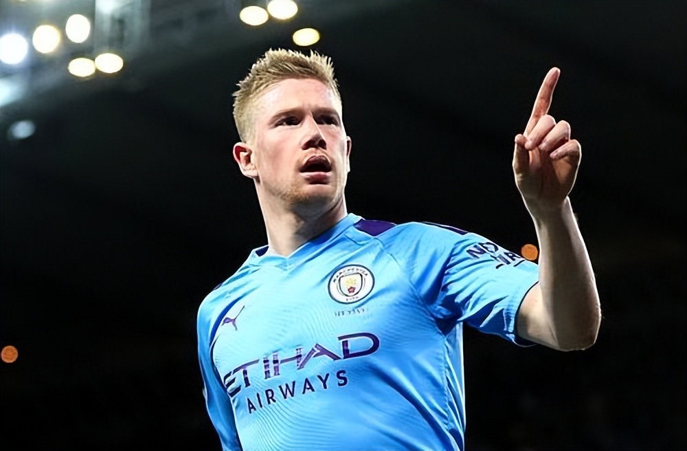 世体：弗里克对球队防守不满意，这赛季造越位成功次数少多了（世体：弗里克对防线表现不满，本季成功造越位次数大幅减少）