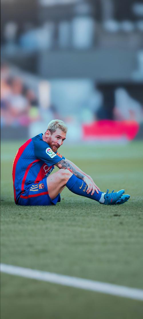 法兰克福4-3逆转科隆，伯卡特梅开二度，达胡德建功（法兰克福4-3翻盘科隆：伯卡特双响，达胡德破门）