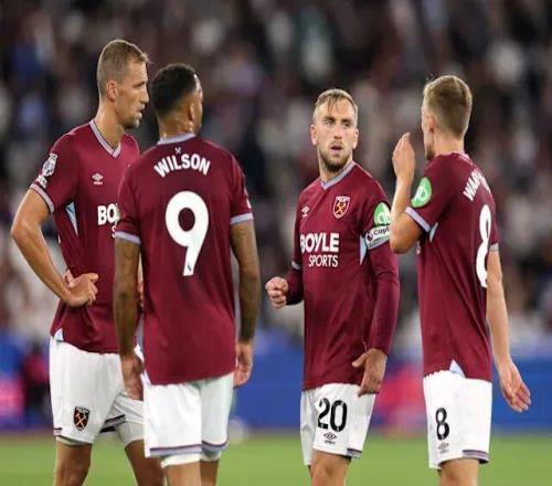 篮球篮网更新战术板，全队轮转更灵活（篮网优化战术体系，球队轮换更灵活）