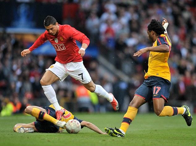 东体：海港本周一已经重新集结，加布里埃尔暂未参加合练（东体：海港已于周一再度集结，加布里埃尔未参与合练）