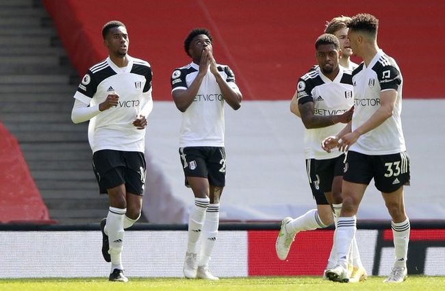 TA：利物浦冬窗签格伊可能性不大；与索博的续约谈判已开始（TA：利物浦冬窗签下格伊机会渺茫，已开启与索博的续约谈判）