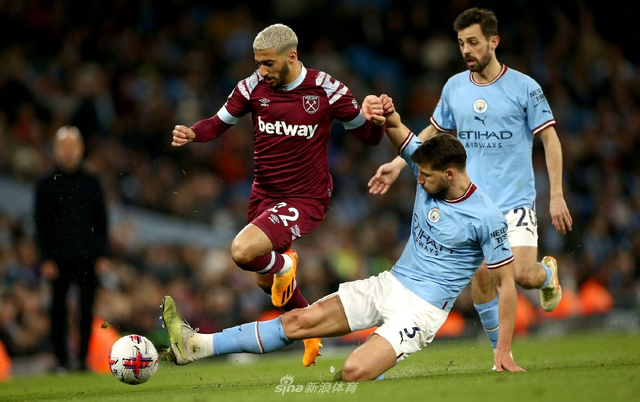 天空体育：那不勒斯希望引进马赛前锋格林伍德（天空体育：那不勒斯有意签下马赛前锋格林伍德）